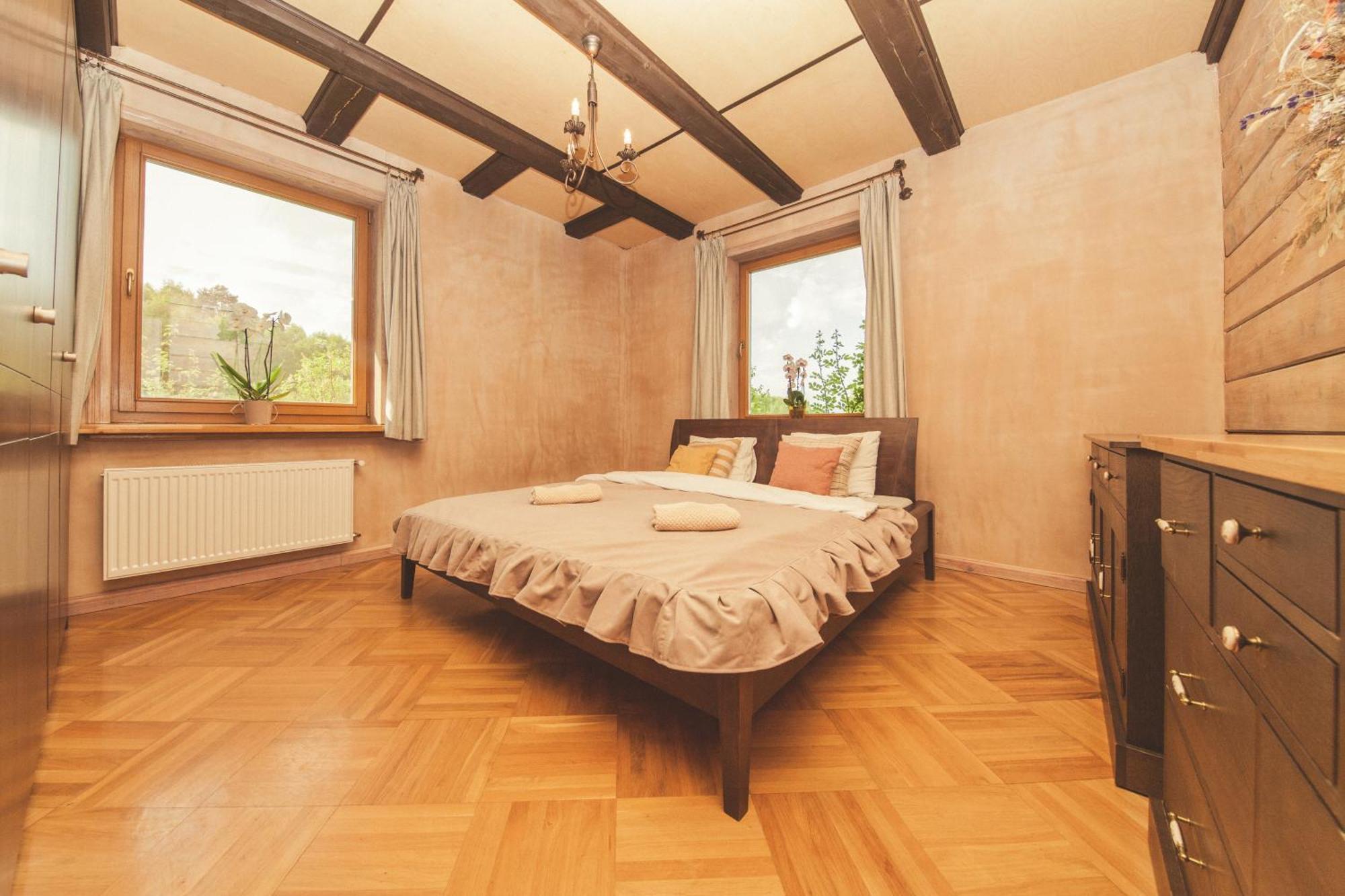 Dworek Ogrodniki, Caloroczny Dom Na Wylacznosc, Basen, Sauna, Las, Staw Rybny, Altana Grillowa, Ognisko, Pianino, Kominek, Piec Chlebowy, Duza Ogrodzona Posesja Tuczna Exterior foto